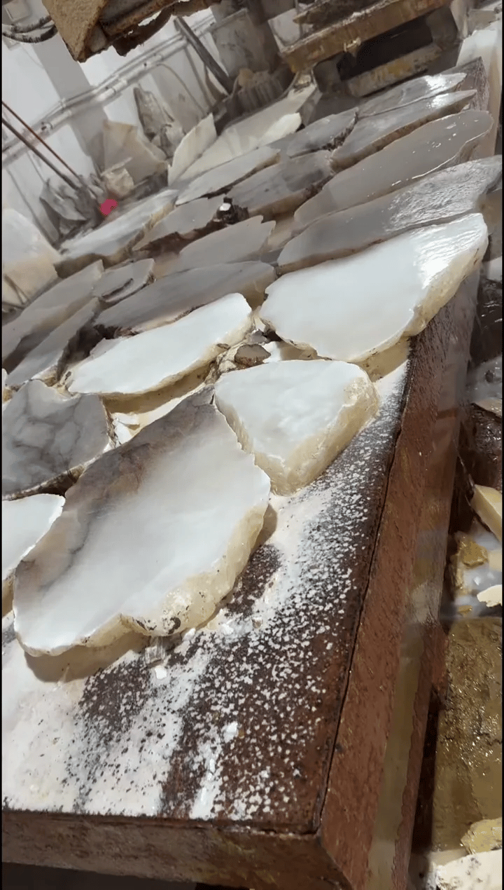 UVRENA natural stone lamp production process